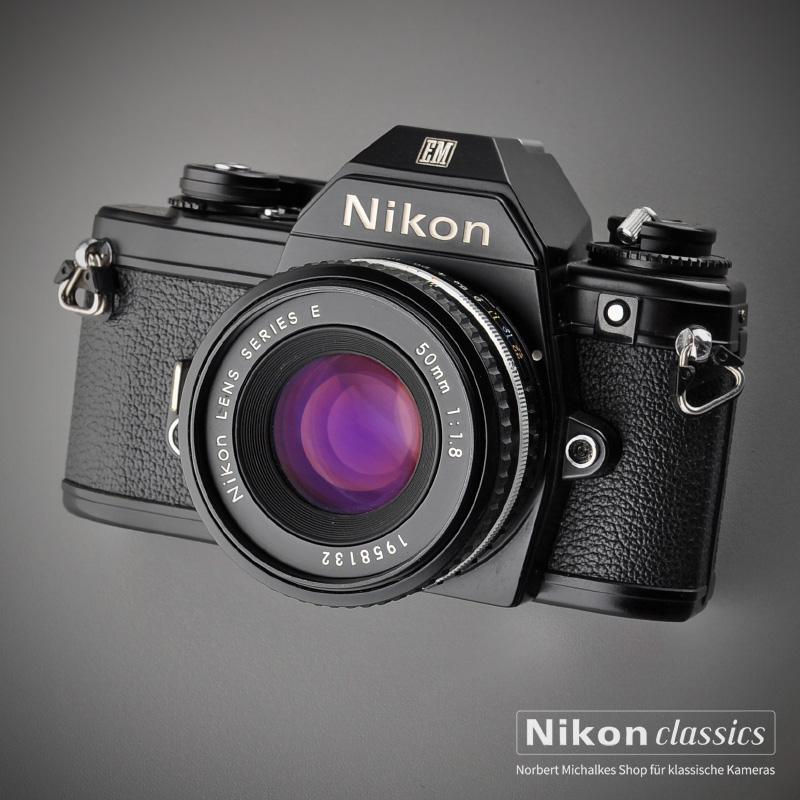 Nikon EM mit Series E 50mm/1,8
