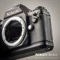 Preview: Nikon F301 mit MB-3 (Zustand A/A-)