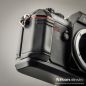 Preview: Nikon F301 mit MB-3 (Zustand A/A-)