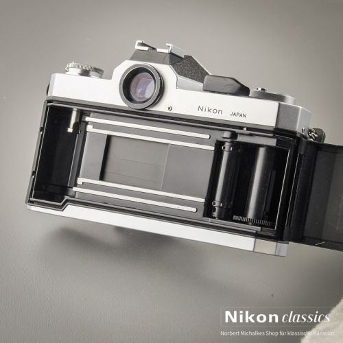 Nikomat FT2 (Condition A/A-)