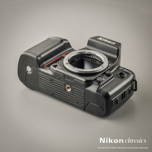 Preview: Nikon F801s (Zustand A/A-)