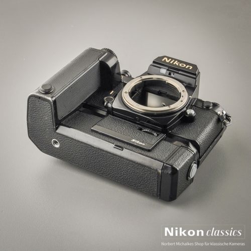Nikon FA black with MD-15 (Condition AB)