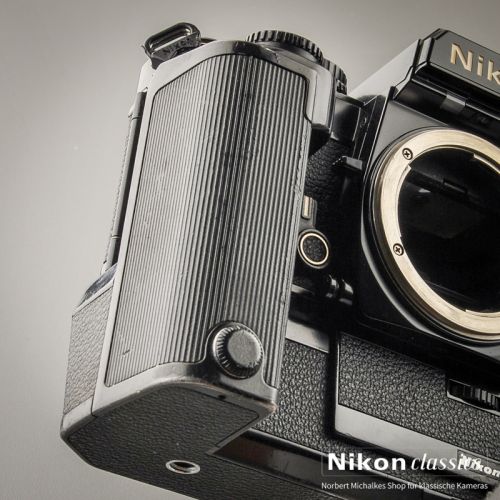 Nikon FA black with MD-15 (Condition AB)