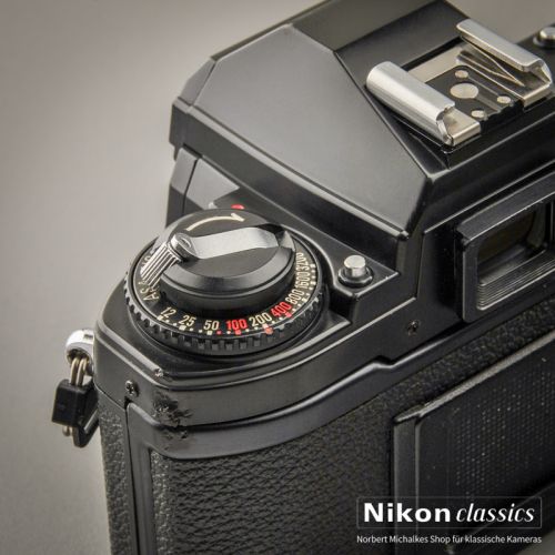 Nikon FG schwarz (Zustand A/A-)