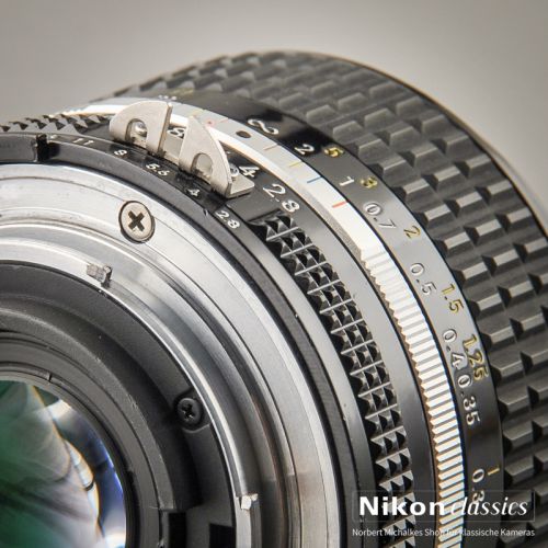 Nikon Nikkor 24/2,8 AIS (Condition A)