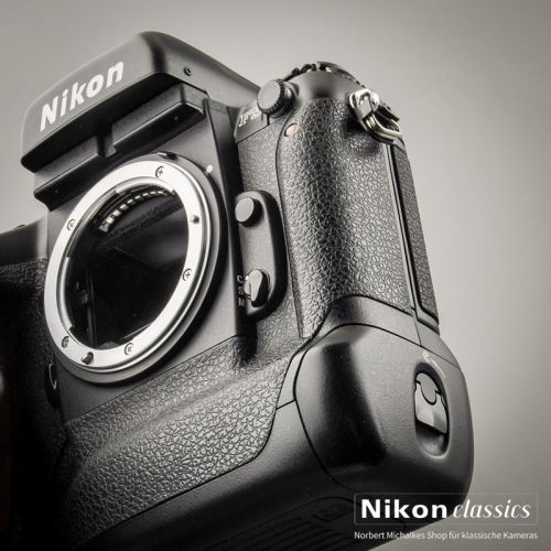 Nikon F5