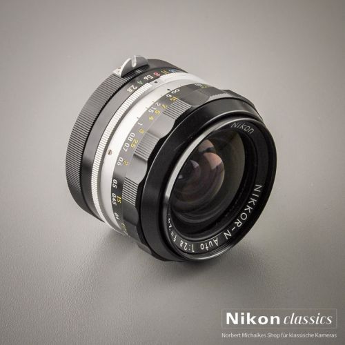 Nikon Nikkor-N 24/2,8 nonAI "Berg-und-Tal" (Zustand A/A-)
