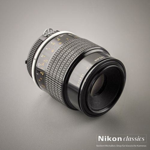 Nikon Micro-Nikkor 105/4 AI mit PN-11 (Zustand A-) OVP