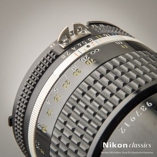 Nikon Nikkor 135/2,8 AIS (Zustand A/A-)