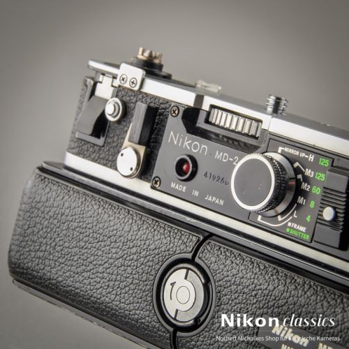 Nikon Motor Drive MD-2 mit MB-1 für F2 (Zustand A-/AB)