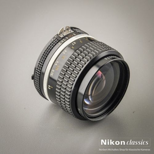 Nikon Nikkor 35/2,0 AIS (Condition A-)