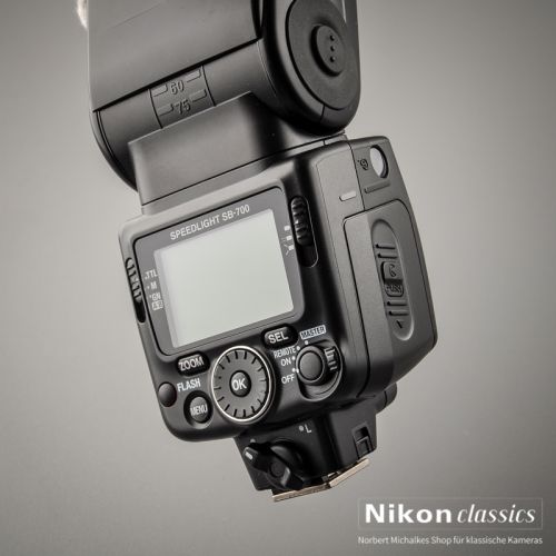 Preview: Nikon SB-700 Strobe (Condition A+)