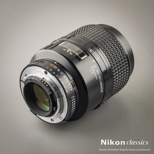 Nikon AF Micro-Nikkor 105/2,8 (Zustand A/A-)