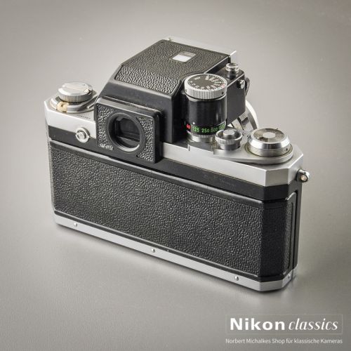 Nikon F Photomic FTN with 35/2,8 (defect)