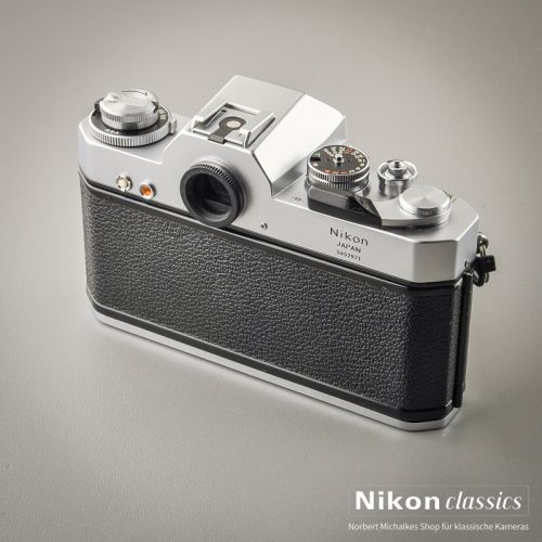 Nikkormat EL (Condition A/A-)