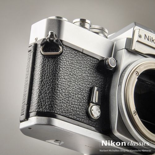 Nikkormat EL (Condition A/A-)