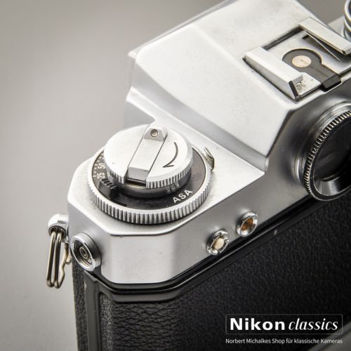 Nikkormat EL (Zustand AB)