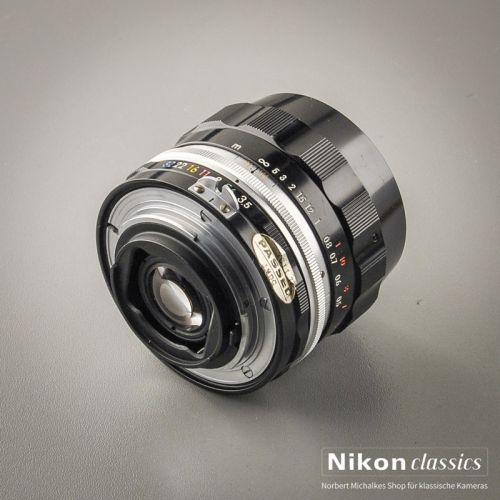 Nikon Micro-Nikkor 55/3,5 nonAI "Berg-und-Tal" (Zustand A-)