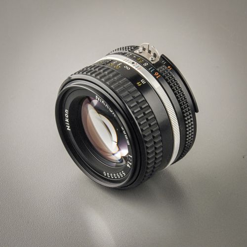Nikon Nikkor 50/1,4 AIS (Zustand A)