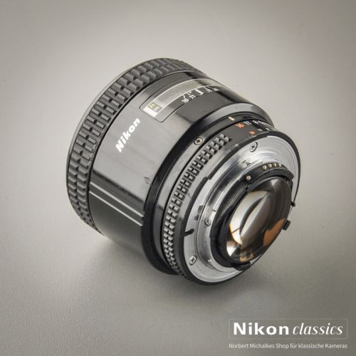 Nikon AF Nikkor 85/1,8 (Condition A/A-)