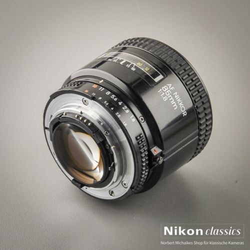 Nikon AF Nikkor 85/1,8 (Condition A/A-)