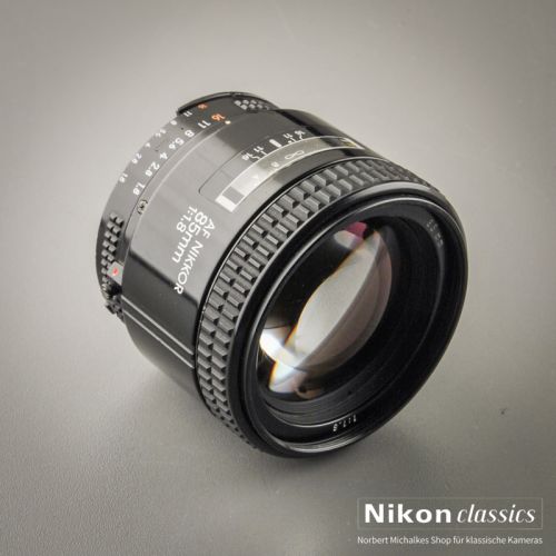 Nikon AF Nikkor 85/1,8 (Condition A/A-)