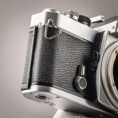 Nikon FM (Zustand A/A-)
