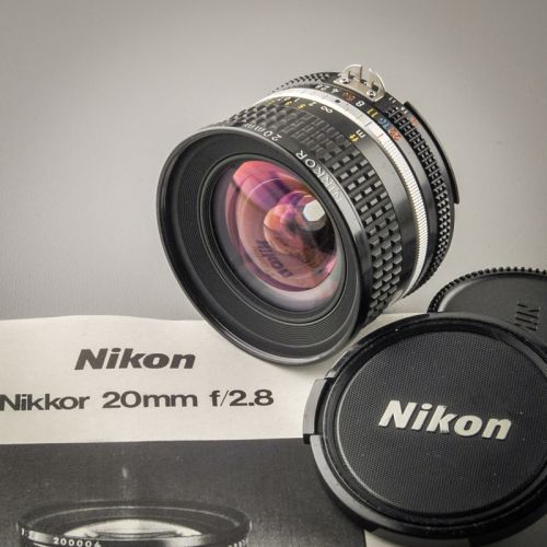 Nikon Nikkor 20/2,8 AIS (Zustand A/A-)