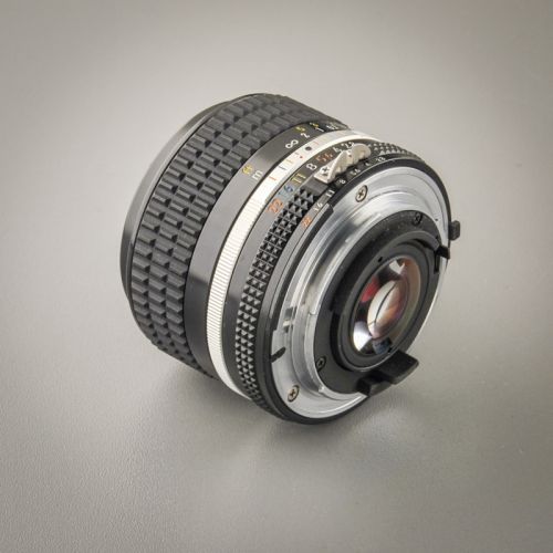 Nikon Nikkor 24/2,8 AIS (Zustand A)