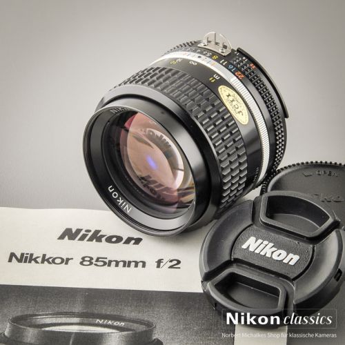 Nikon Nikkor 85/2,0 AIS  (Zustand A/A-)