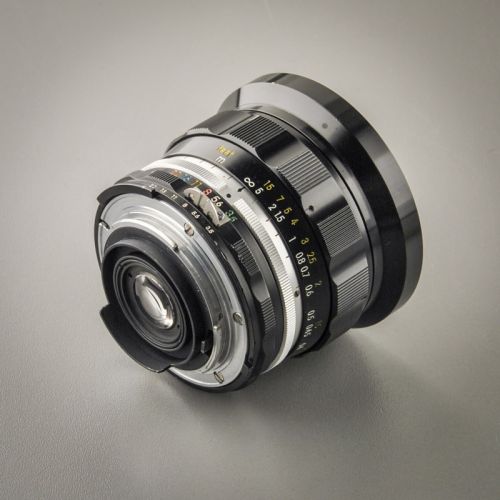 Nikon Nikkor-UD Auto 20/3,5 AI (Zustand A/A-)