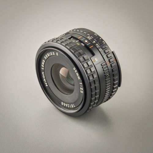 Nikon Series E 35/2,5 AIS (Zustand A)