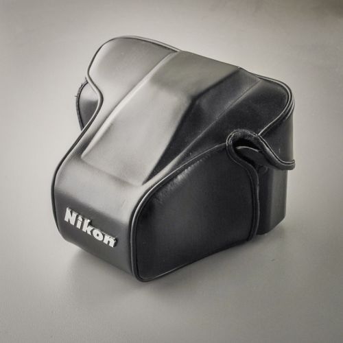 Bereitschaftstasche CF-35 für Nikon F301 und F501