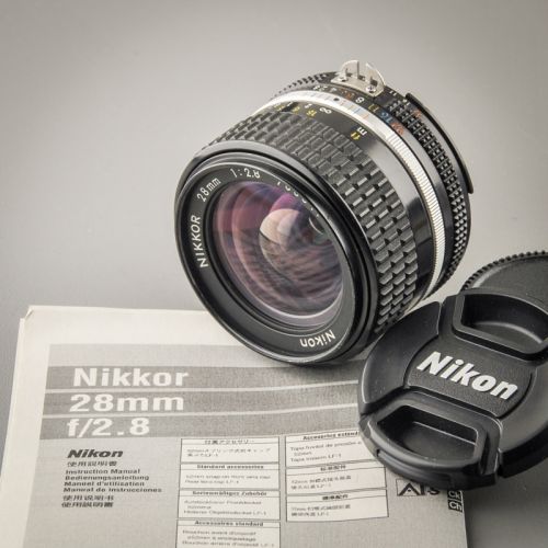 Nikon Nikkor 28/2,8 AIS (Zustand A/A-)
