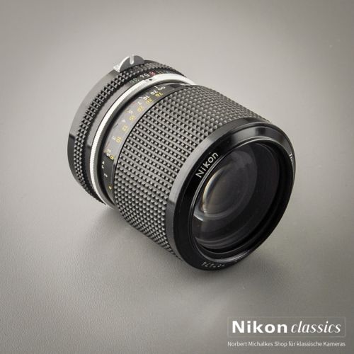 Nikon Zoom-Nikkor 100-300/5,6 AIS Macro (Zustand A)