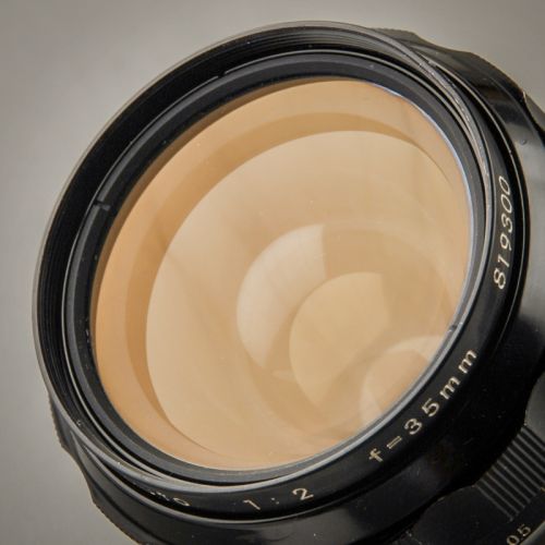 Nikon Nikkor-O Auto 35/2,0 nonAI "Berg-und-Tal" (Zustand A-)