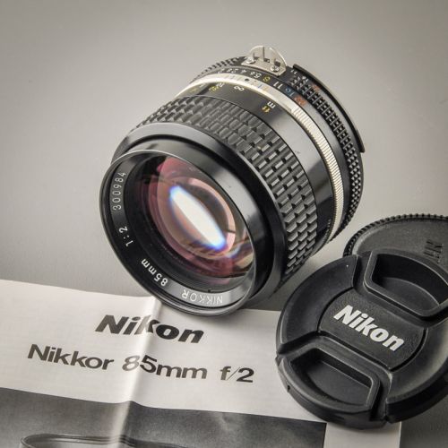 Nikon Nikkor 85/2,0 AIS (Condition A/A-)