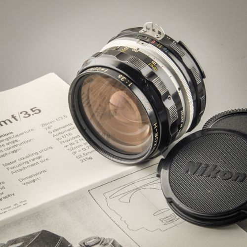 Nikon Nikkor-H 28/3,5 AI "Berg-und-Tal" (Zustand A-/AB)