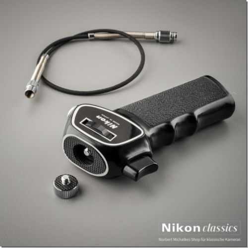 Preview: Nikon Pistolengriff Modell 2 mit Auslösekabel (OVP)