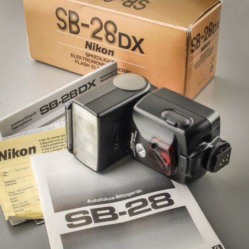 Nikon SB-28DX Blitz (Zustand A)