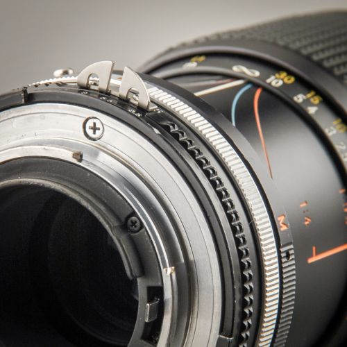 Nikon Zoom-Nikkor 35-105/3,5-4,5 AIS Macro (Zustand A-)