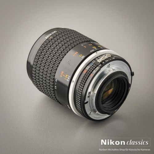 Nikon Micro-Nikkor 105/2,8 AIS (Condition A-/B)