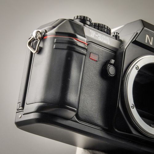 Nikon F301 (Zustand A/A-)
