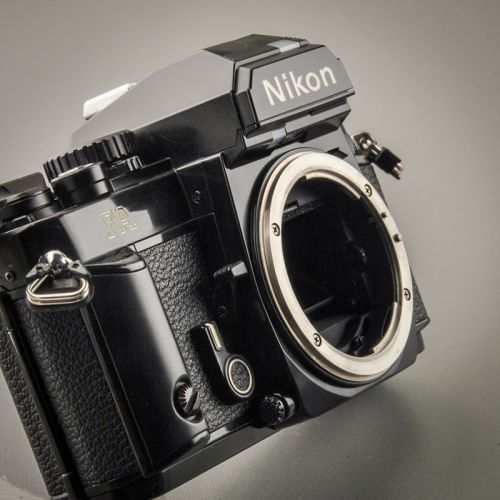 Nikon FA schwarz (Zustand A/A-)