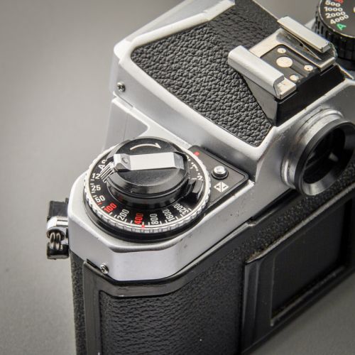 Nikon FE-2 (Zustand AB)