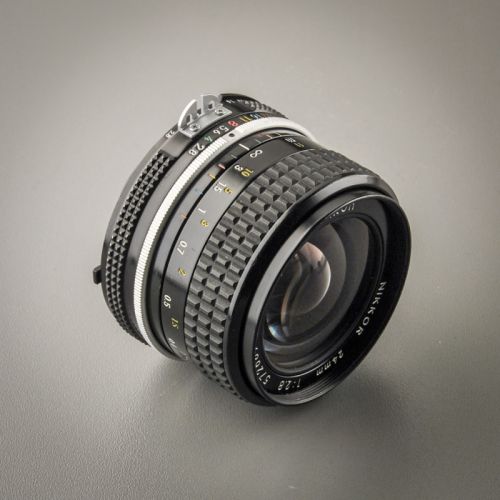 Nikon Nikkor 24/2,8 AI (Zustand A/A-)