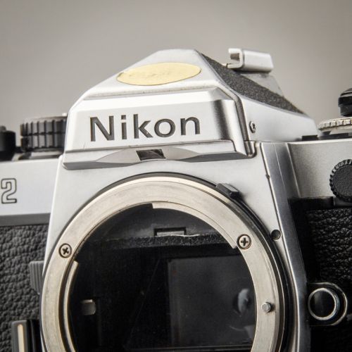Nikon FE-2 (Zustand A-/AB)