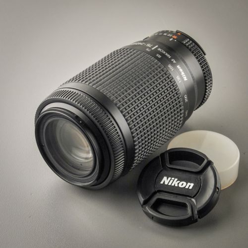 Nikon AF-D Zoom-Nikkor 75-240/4-5,6 (Zustand A)