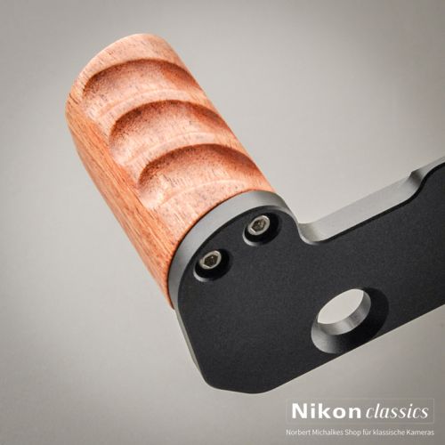 Preview: Handgriff für Nikon FE/FM-Serie mit Arca Swiss Stativplatte, schwarz (Neuware)
