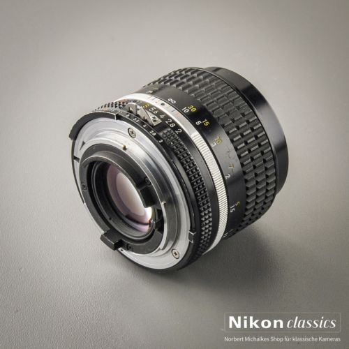 Nikon Nikkor 85/2,0 AIS (Condition A-)